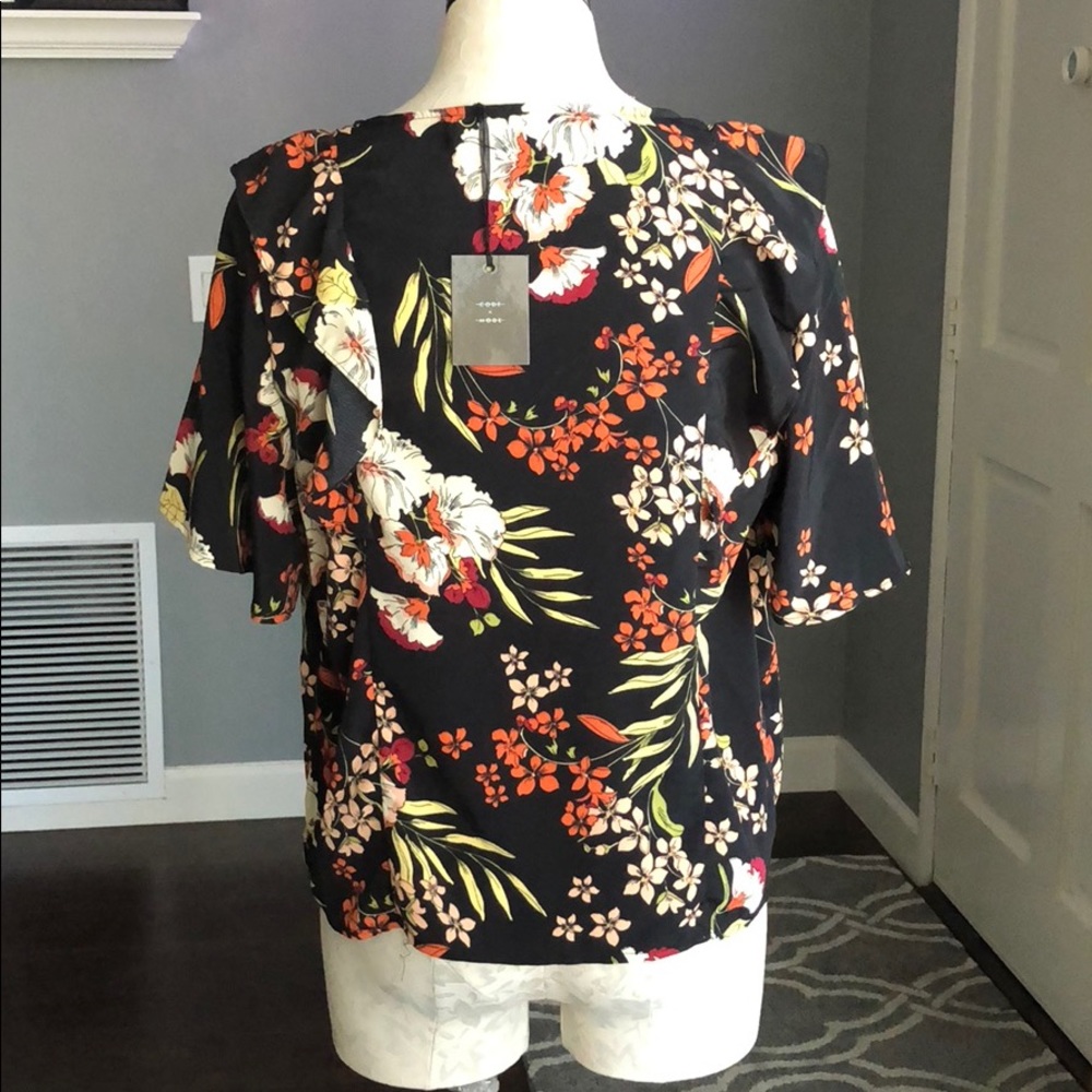 Code X Mode Ruffle Floral Top - Picture 4 of 7